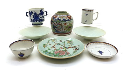 Lot 111 - A collection of Chinese porcelain