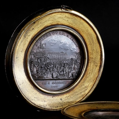 Lot 147 - A pair of French revolutionary lead medallions