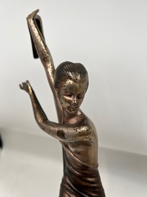 Lot 180 - An Art Deco cold-painted 'scarf dancer'