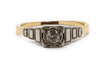 Lot 47 - A gold single stone diamond ring