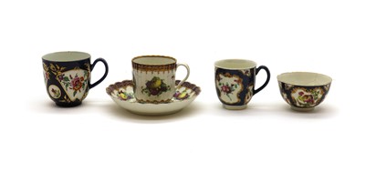 Lot 218 - A Worcester porcelain 'Lord Henry Thynne' pattern teacup and saucer