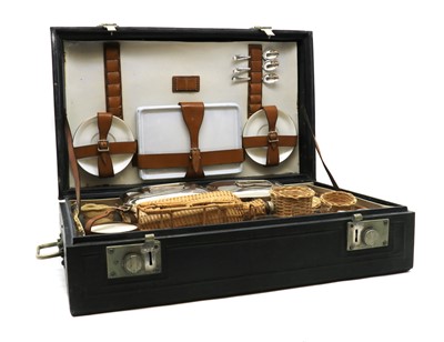 Lot 347 - A Drew & Sons En Route picnic set