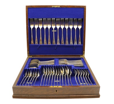 Lot 28 - A composed silver canteen