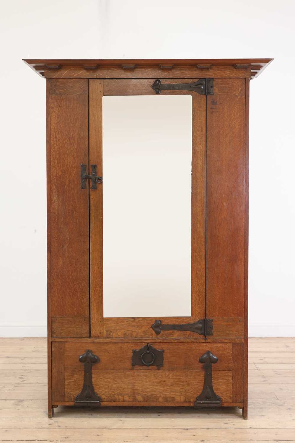 Lot 37 - A Heal & Son 'St Ives' oak wardrobe