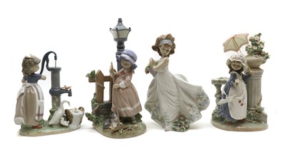Lot 194 - A Lladro porcelain 'Summer Farm' figure
