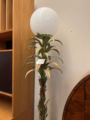 Lot 453 - A pair of 'palm' standard lamps