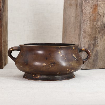 Lot 331 - A Chinese bronze incense burner