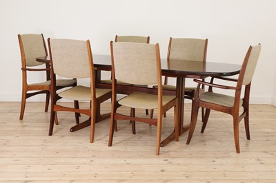 Lot 409 - A Danish rosewood dining suite