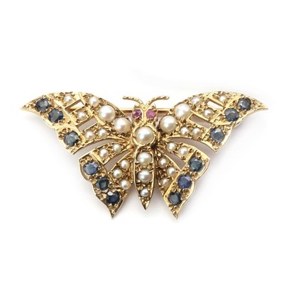 Lot 1258 - A 9ct gold sapphire and split pearl butterfly brooch