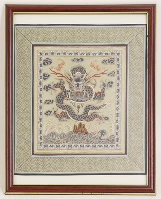 Lot 178 - A Chinese embroidered textile