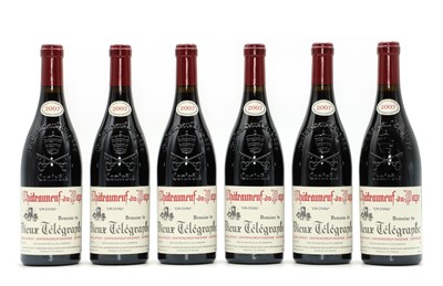 Lot 215 - Chateauneuf-du-Pape, Domaine du Vieux Telegraphe, 2007 (6, OWC)