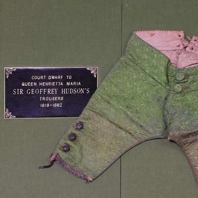 Lot 3 - A pair of green silk brocaded trousers