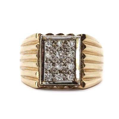 Lot 1375 - A 9ct gold diamond set signet ring