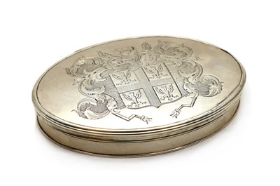 Lot 98 - A George I silver snuff box