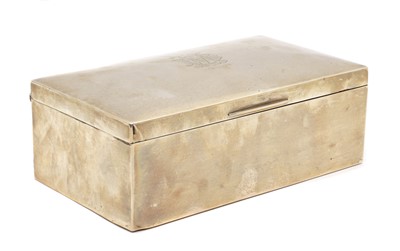 Lot 60 - An Edwardian silver cigarette box