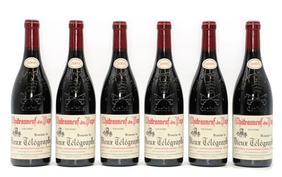 Lot 218 - Chateauneuf-du-Pape, Domaine du Vieux Telegraphe, La Crau, 2005 (6)