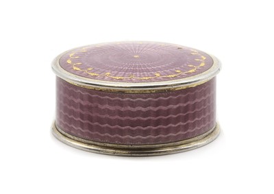 Lot 10 - A Norwegian enamelled silver pill box