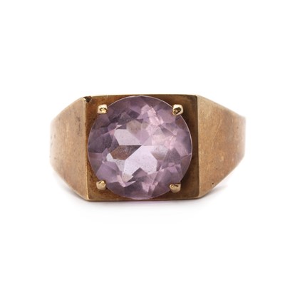 Lot 1293 - A 9ct gold single stone amethyst ring, c.1970