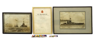 Lot 163 - A WWI and WWIII medal group