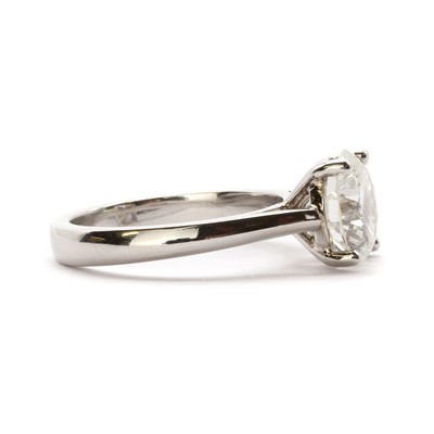 Lot 1152 - A platinum single stone diamond ring