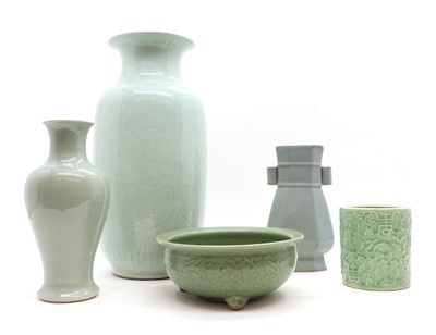 Lot 231 - A collection of Chinese monochrome porcelain
