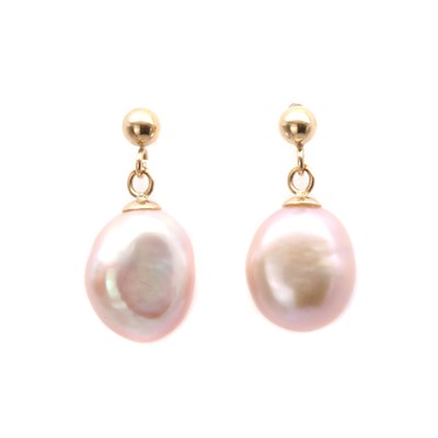 Lot 1348 - A pair of gold cultured freshwater pearl drop earrings