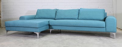 Lot 514 - An L-shaped sofa