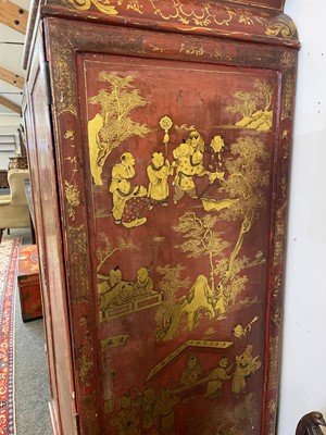 Lot 262 - An export red lacquer and gilt cabinet