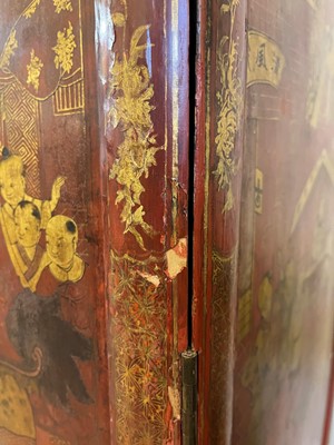 Lot 262 - An export red lacquer and gilt cabinet