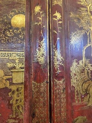 Lot 262 - An export red lacquer and gilt cabinet
