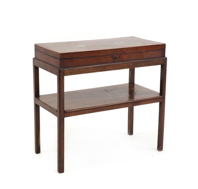 Lot 132 - A mahogany gun case and stand