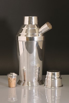Lot 117 - A Maple & Co silver-plated cocktail shaker