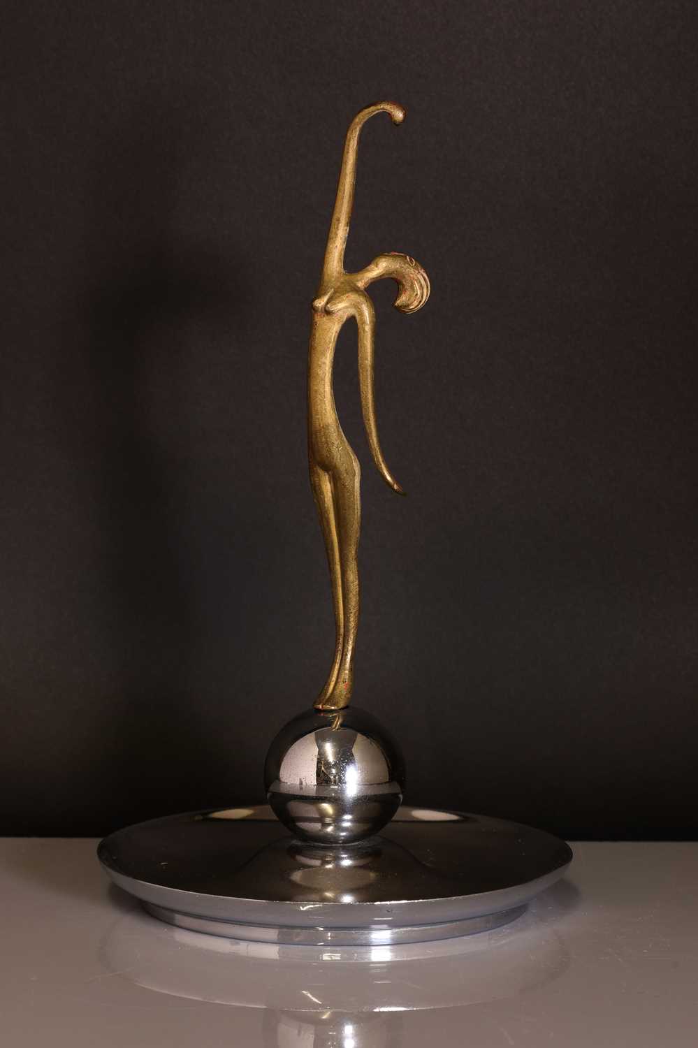 Lot 122 - An Hagenauer figural ashtray