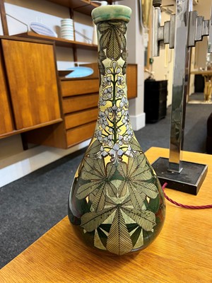 Lot 71 - A Brantjes Faïence de Purmerende art pottery vase