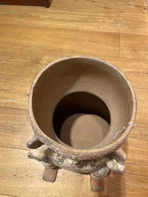 Lot 312 - An Omagua figural pottery funerary vessel