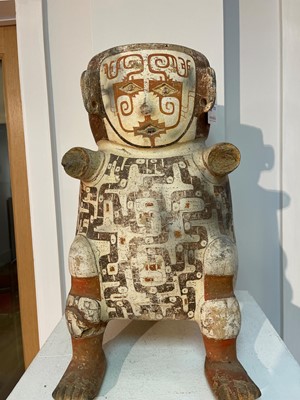 Lot 312 - An Omagua figural pottery funerary vessel