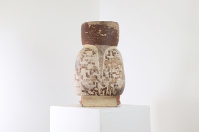 Lot 312 - An Omagua figural pottery funerary vessel