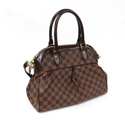 Lot 309 - A Louis Vuitton Daimer Ebene Trevi bag