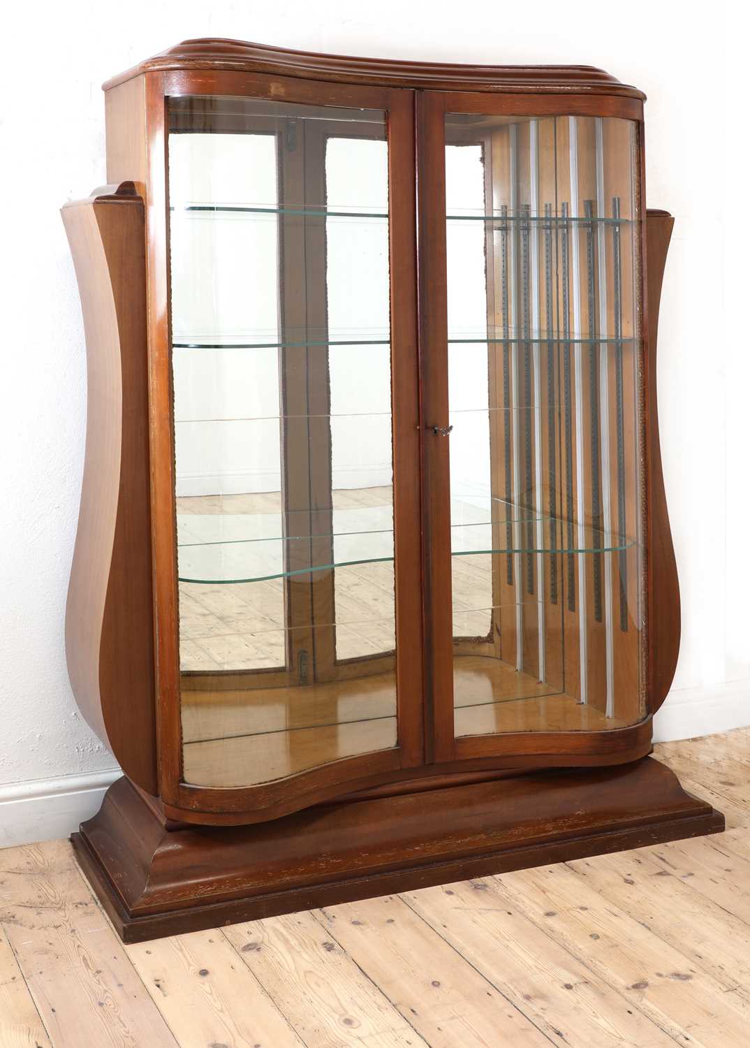 Lot 193 - An Art Deco mahogany display cabinet