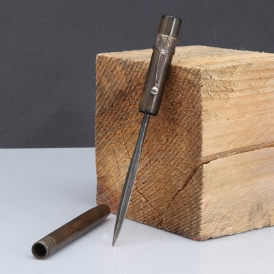 Lot 446 - A Special Operations Executive dagger