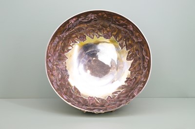 Lot 111 - An early Victorian silver punchbowl