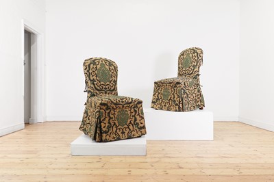 Lot 41 - A pair of George III-style mahogany side chairs