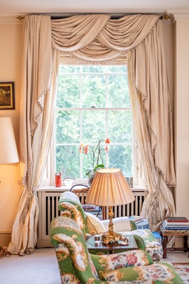 Lot 34 - Three pairs of silk curtains