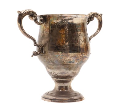 Lot 4 - An Irish silver twin handled cup
