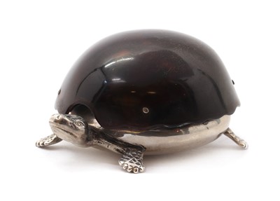 Lot 8 - A novelty silver box