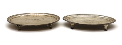 Lot 23 - A George III silver teapot stand