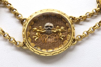 Lot 2 - A necklace composed of nine 17th and 18th century ‘Stuart crystal’ memorial slides