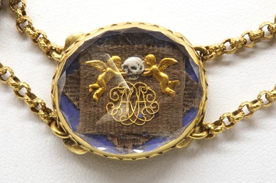 Lot 2 - A necklace composed of nine 17th and 18th century ‘Stuart crystal’ memorial slides