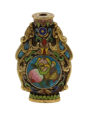 Lot 82 - A Chinese cloisonné snuff bottle