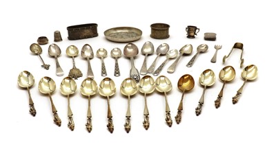 Lot 31 - A collection of silver items